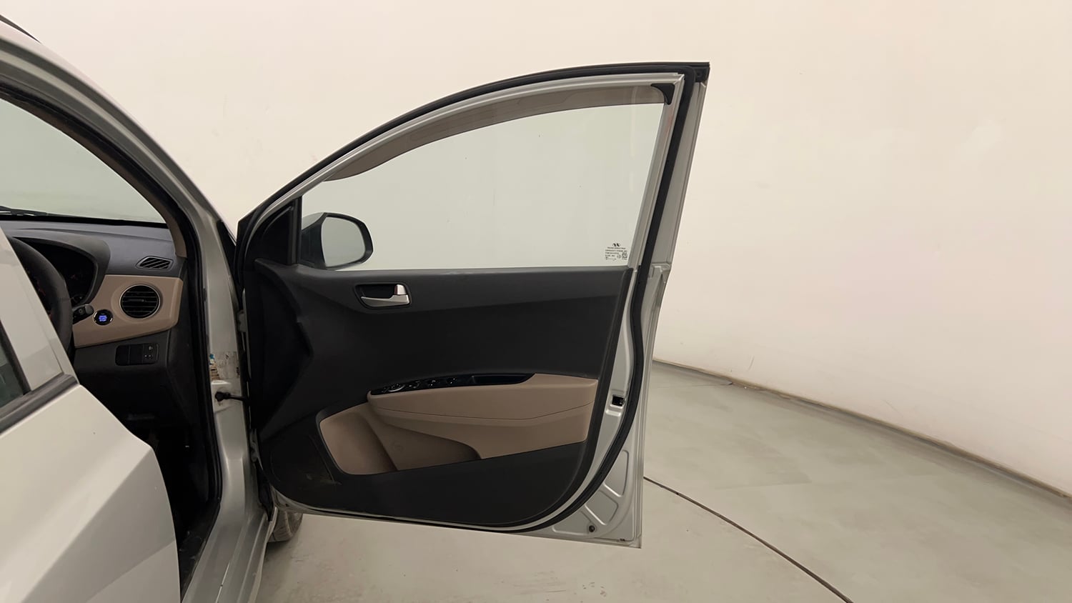 Used 2016 Hyundai Grand i10 Asta AT 1.2 Kappa VTVT Petrol Automatic interior RIGHT FRONT DOOR OPEN VIEW