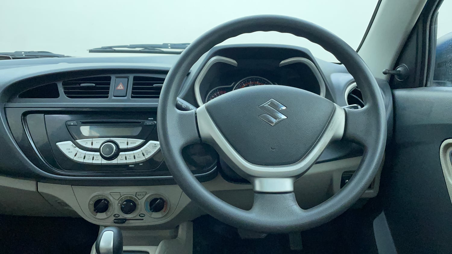 Used 2016 Maruti Suzuki Alto K10 VXi AMT Petrol Automatic interior STEERING VIEW