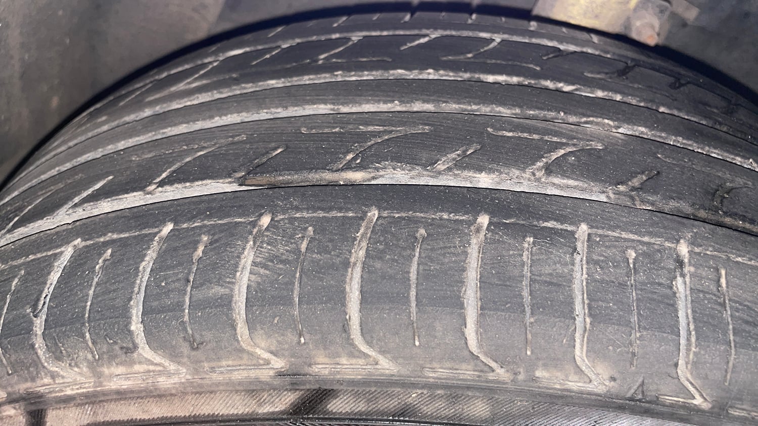 Used 2017 Ford EcoSport Titanium 1.5L TDCi Diesel Manual tyres LEFT FRONT TYRE TREAD VIEW