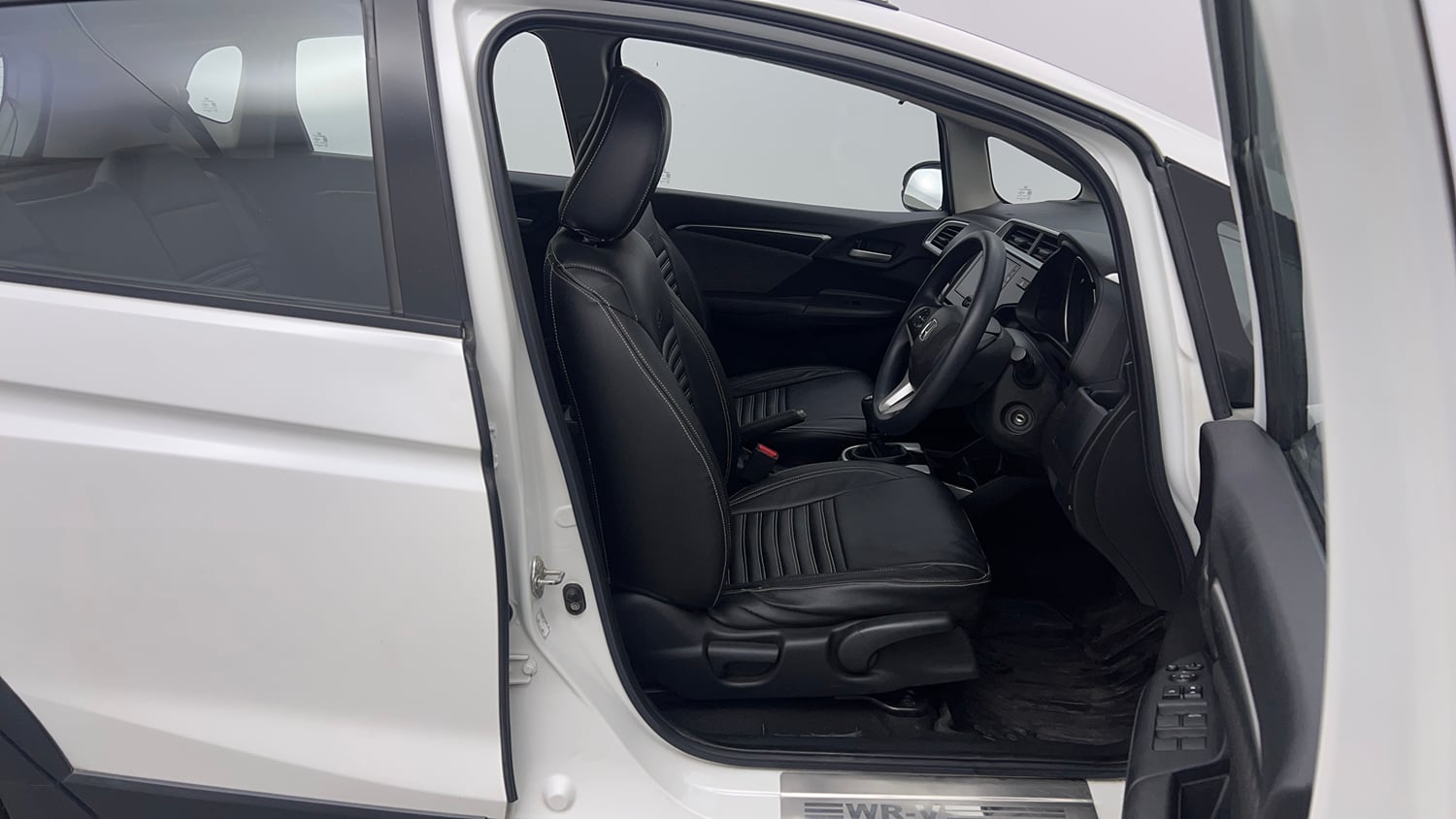 Used 2019 Honda WR-V VX MT Petrol Petrol Manual interior RIGHT SIDE FRONT DOOR CABIN VIEW