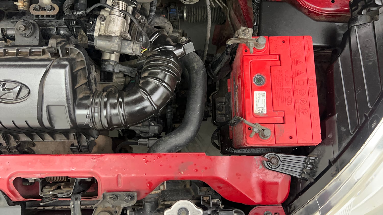 Used 2015 Hyundai Eon Magna Petrol Manual engine ENGINE LEFT SIDE VIEW