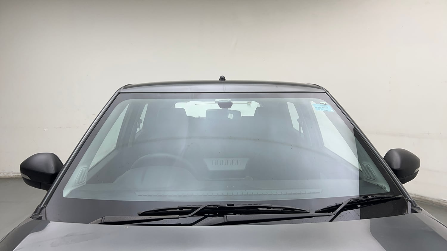 Used 2023 Tata Punch Pure MT Petrol Manual exterior FRONT WINDSHIELD VIEW