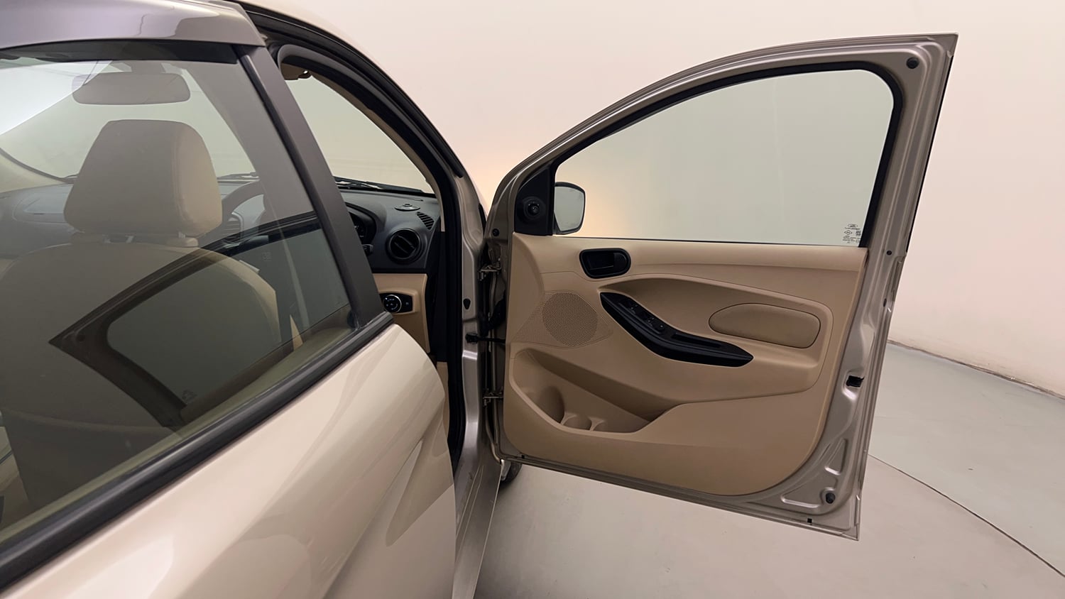Used 2020 Ford Figo Aspire Titanium1.5 TDCi Diesel Manual interior RIGHT FRONT DOOR OPEN VIEW