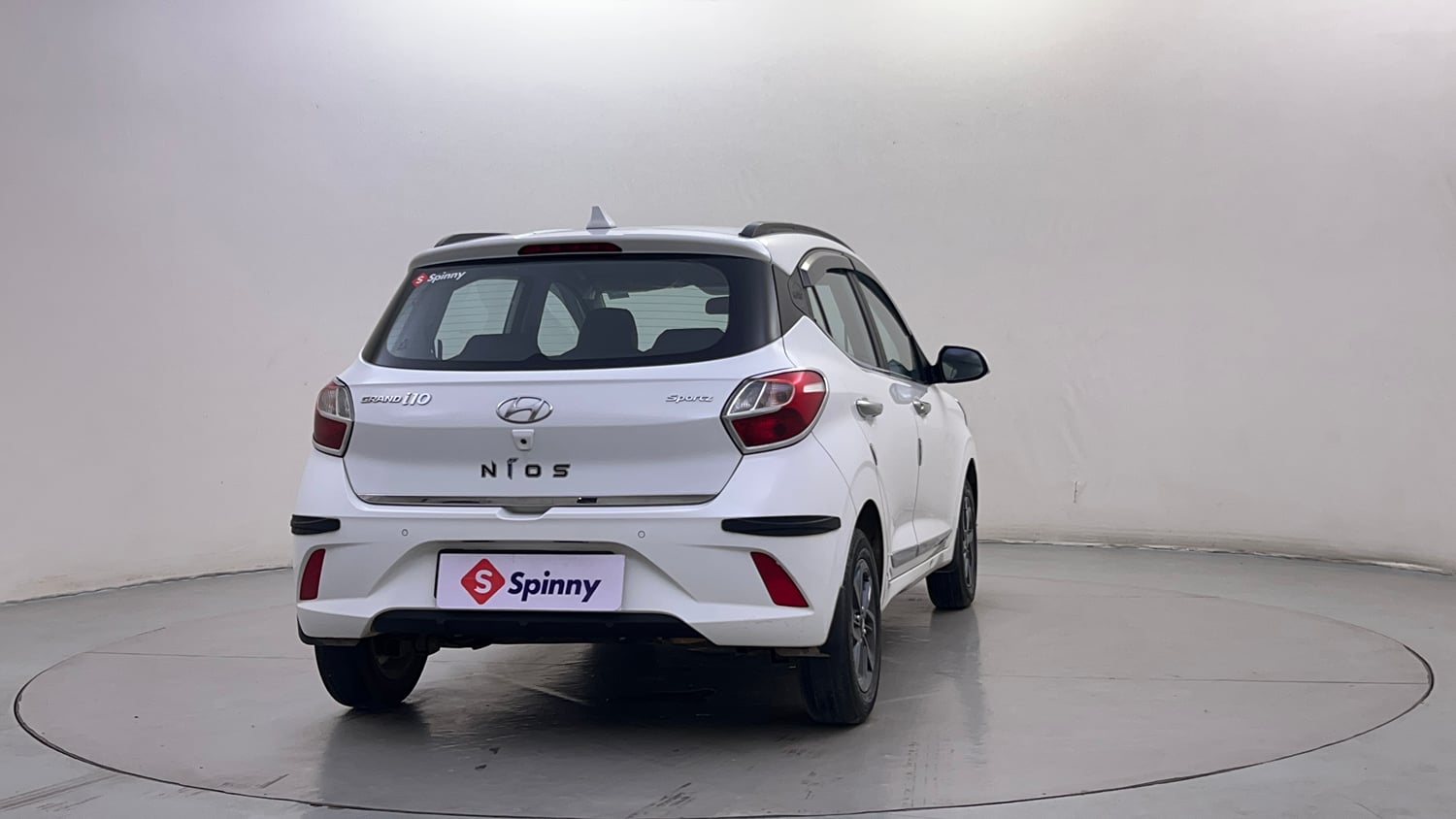 Used 2022 Hyundai Grand i10 Nios Sportz 1.2 Kappa VTVT Petrol Manual exterior RIGHT REAR CORNER VIEW