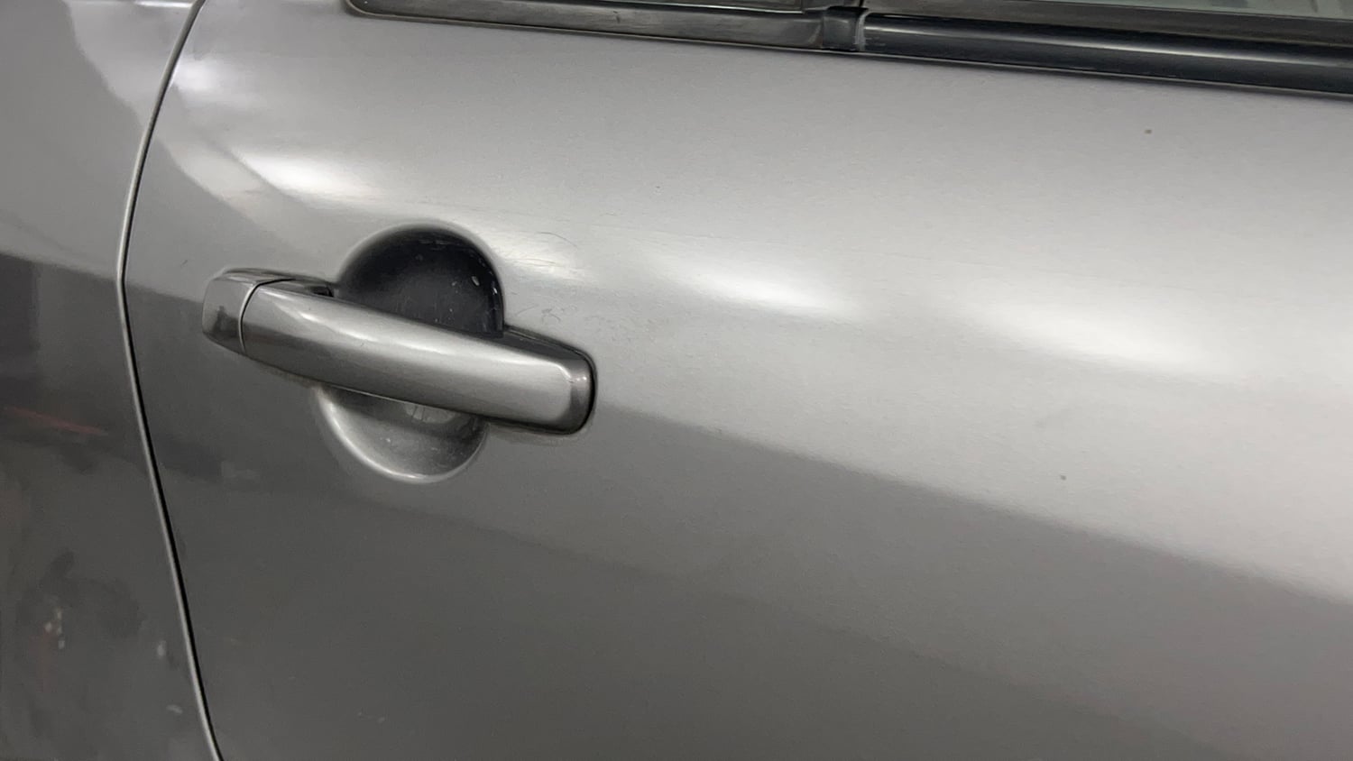 Used 2013 Maruti Suzuki Swift Dzire ZXI Petrol Manual dents MINOR SCRATCH