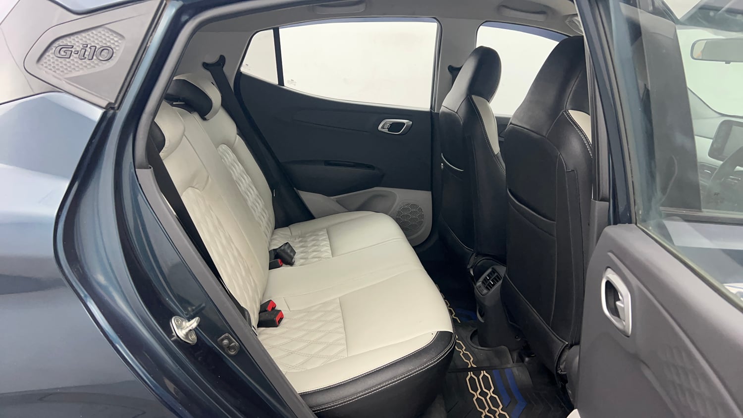 Used 2022 Hyundai Grand i10 Nios Asta AMT 1.2 Kappa VTVT Petrol Automatic interior RIGHT SIDE REAR DOOR CABIN VIEW