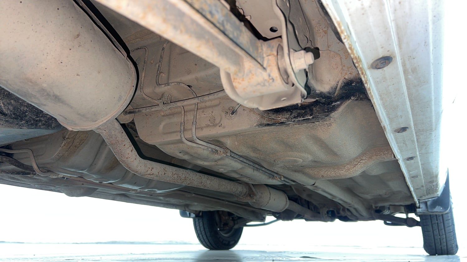 Used 2020 Maruti Suzuki Alto 800 LXi CNG Cng Manual extra REAR RIGHT UNDERBODY VIEW