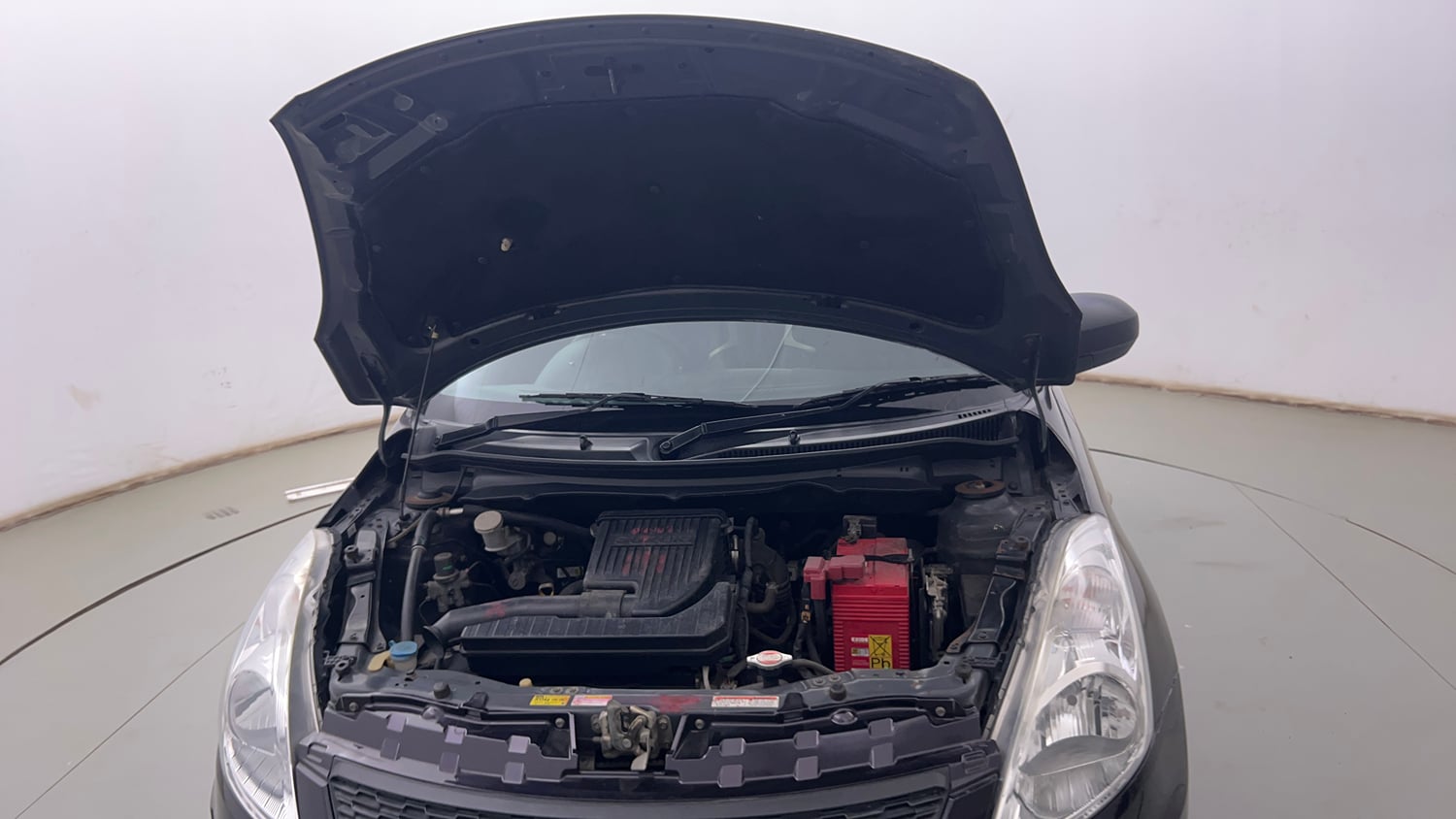 Used 2015 Maruti Suzuki Swift LXi Petrol Manual engine ENGINE & BONNET OPEN FRONT VIEW