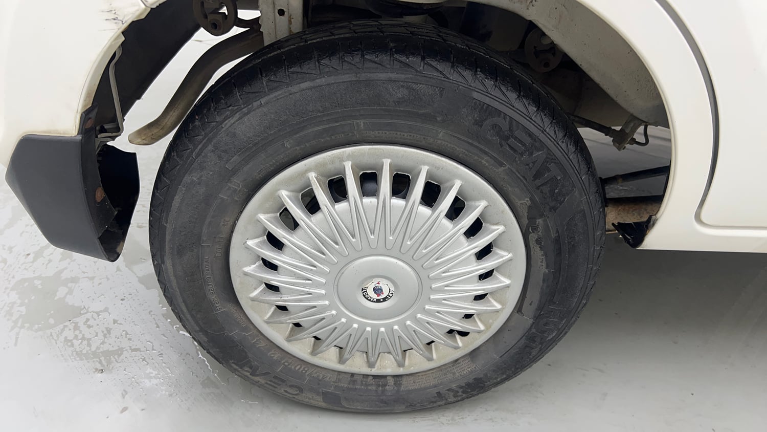 Used 2020 Maruti Suzuki Alto 800 LXi CNG Cng Manual tyres RIGHT REAR TYRE RIM VIEW