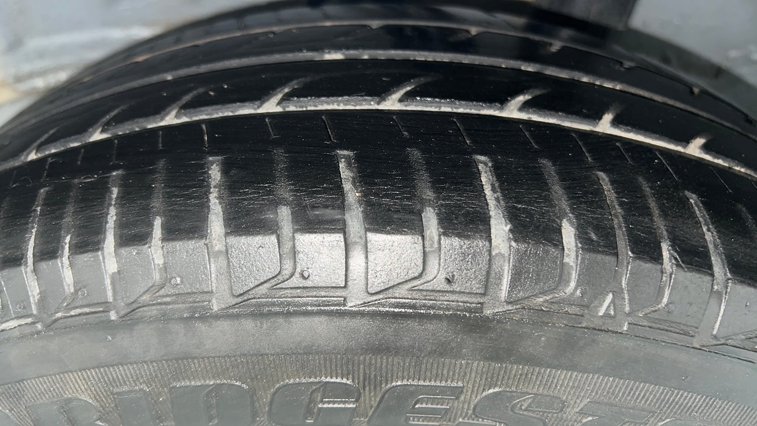 Used 2023 Honda Amaze VX 1.2 Petrol MT Petrol Manual tyres LEFT REAR TYRE TREAD VIEW