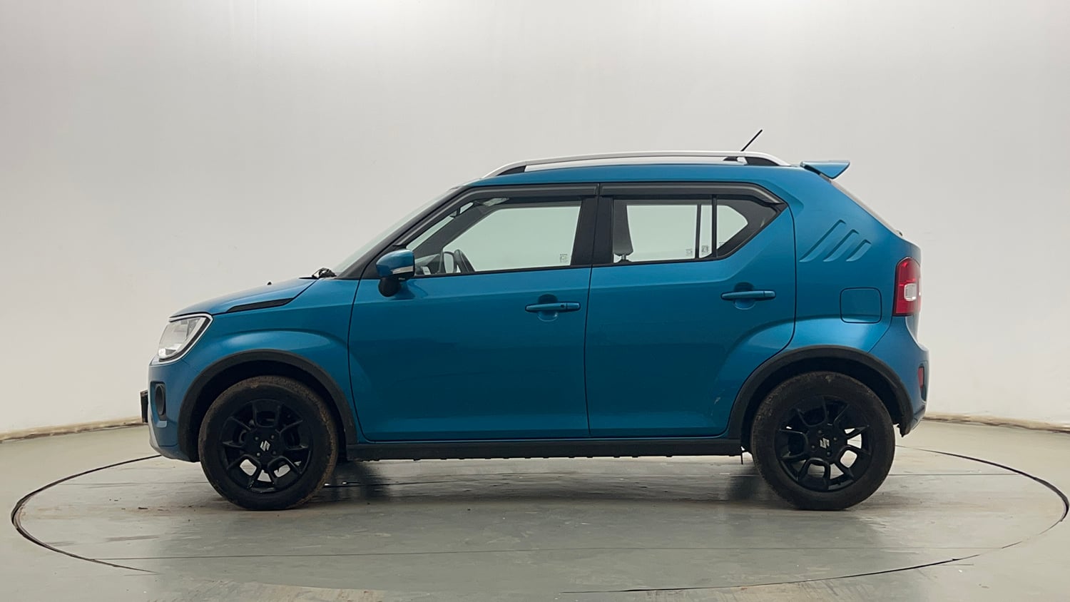 Used 2023 Maruti Suzuki Ignis Zeta 1.2 MT Petrol Manual exterior LEFT SIDE VIEW