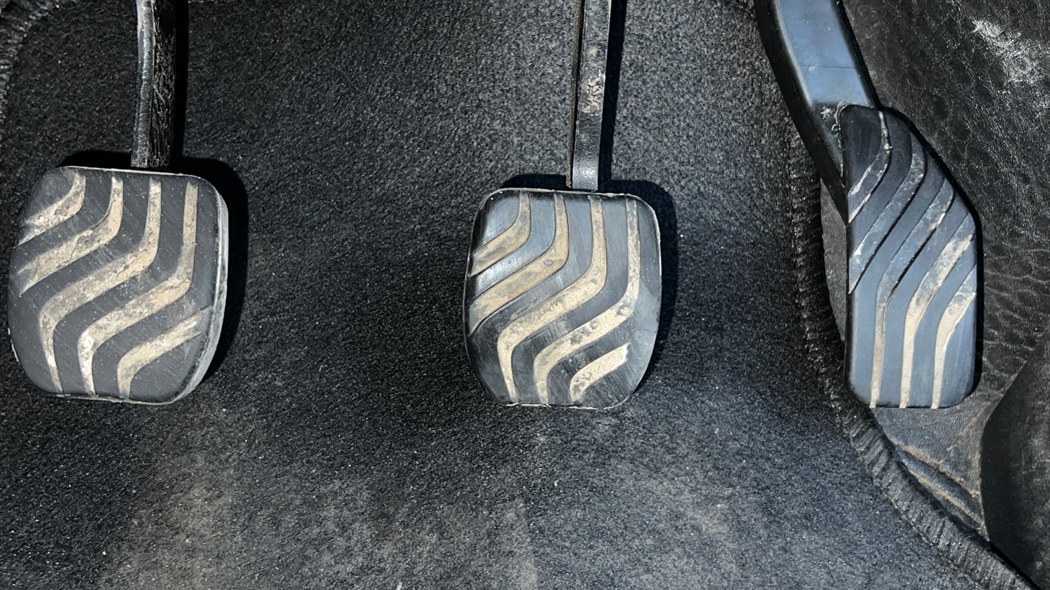 Used 2023 Nissan Magnite XE Petrol Manual interior PEDALS VIEW