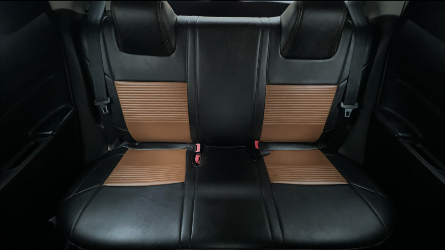 Used 2019 Maruti Suzuki Swift VXi AMT Petrol Automatic interior REAR SEAT CONDITION VIEW