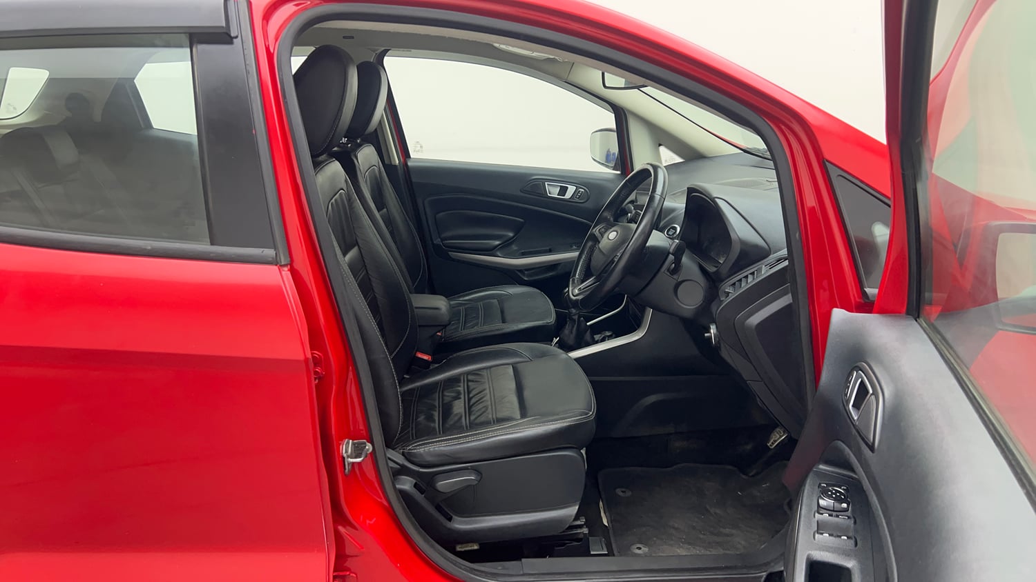 Used 2018 Ford EcoSport Titanium + 1.5L TDCi Diesel Manual interior RIGHT SIDE FRONT DOOR CABIN VIEW