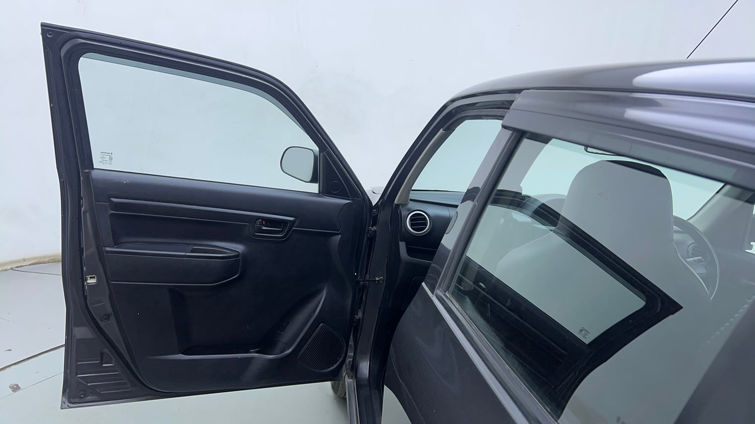 Used 2020 Maruti Suzuki S-Presso VXi Petrol Manual interior LEFT FRONT DOOR OPEN VIEW