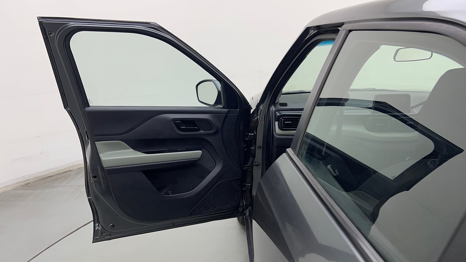 Used 2023 Tata Punch Adventure Rhythm iCNG Cng Manual interior LEFT FRONT DOOR OPEN VIEW