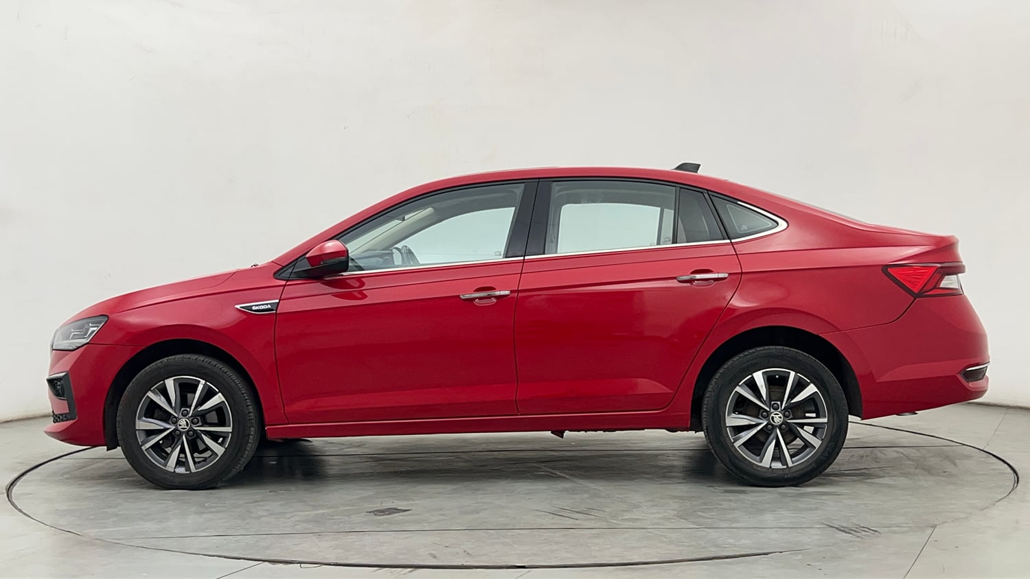Used 2022 Skoda Slavia Style 1.0L TSI AT Petrol Automatic exterior LEFT SIDE VIEW
