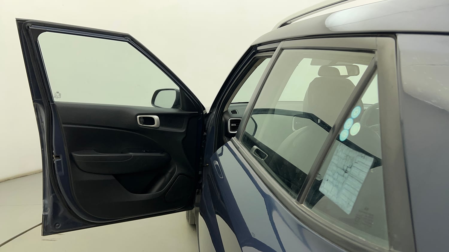 Used 2019 Hyundai Venue SX Plus 1.0 Turbo DCT Petrol Automatic interior LEFT FRONT DOOR OPEN VIEW