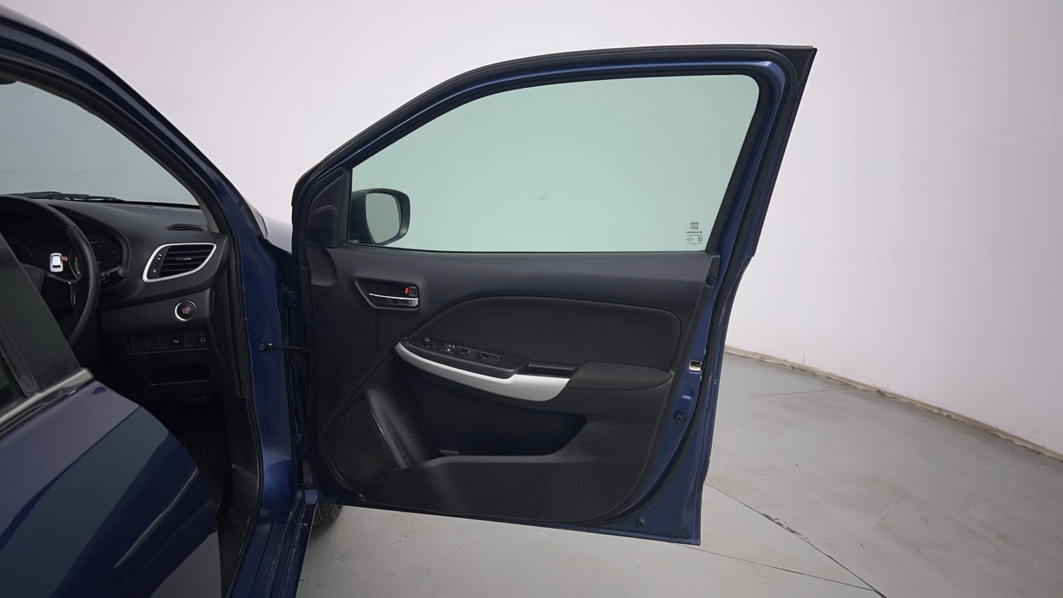 Used 2018 Maruti Suzuki Baleno Zeta 1.3 Diesel Manual interior RIGHT FRONT DOOR OPEN VIEW
