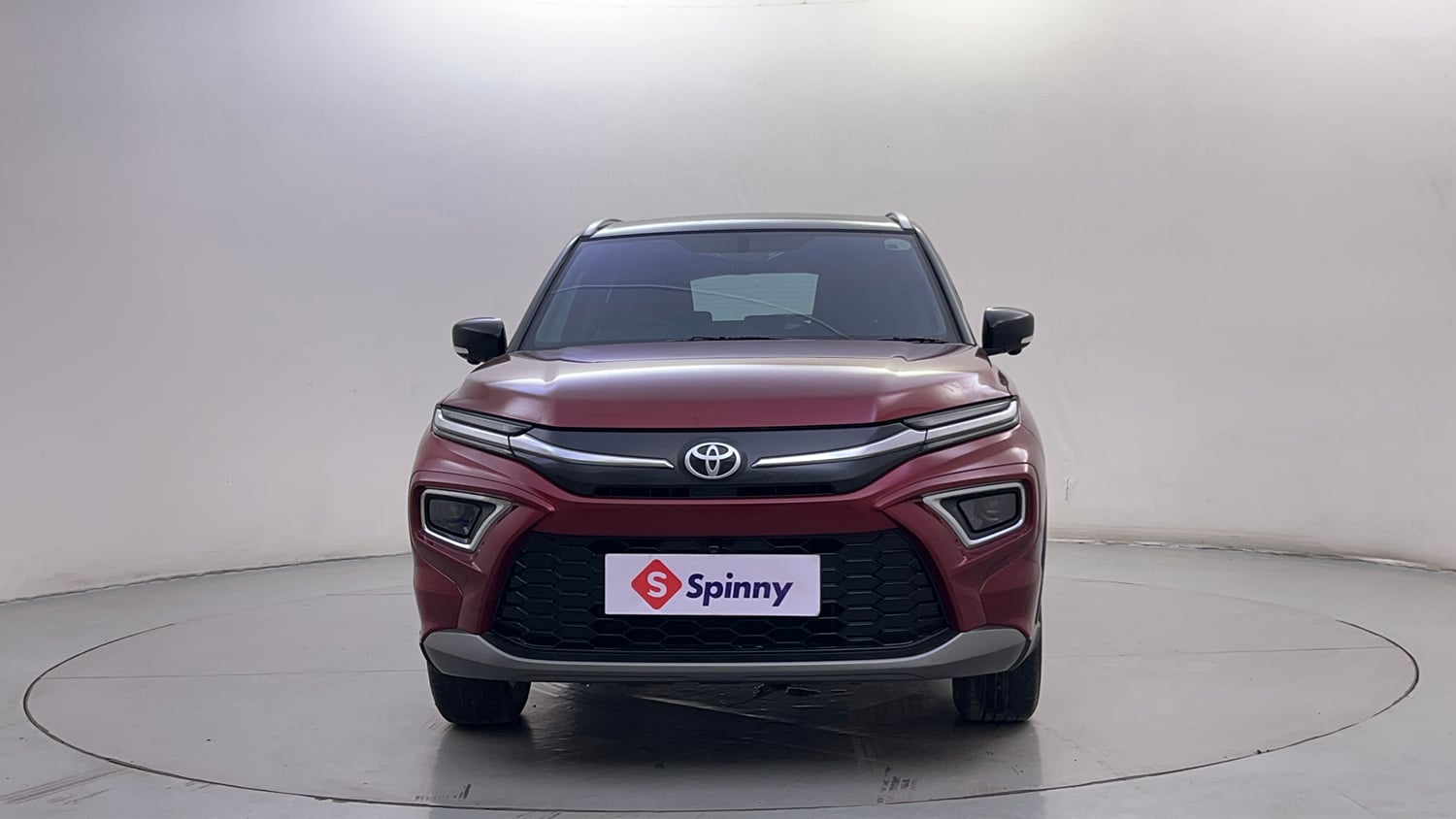 Used 2024 Toyota Urban Cruiser Hyryder V Hybrid Dual Tone Hybrid Automatic exterior FRONT VIEW