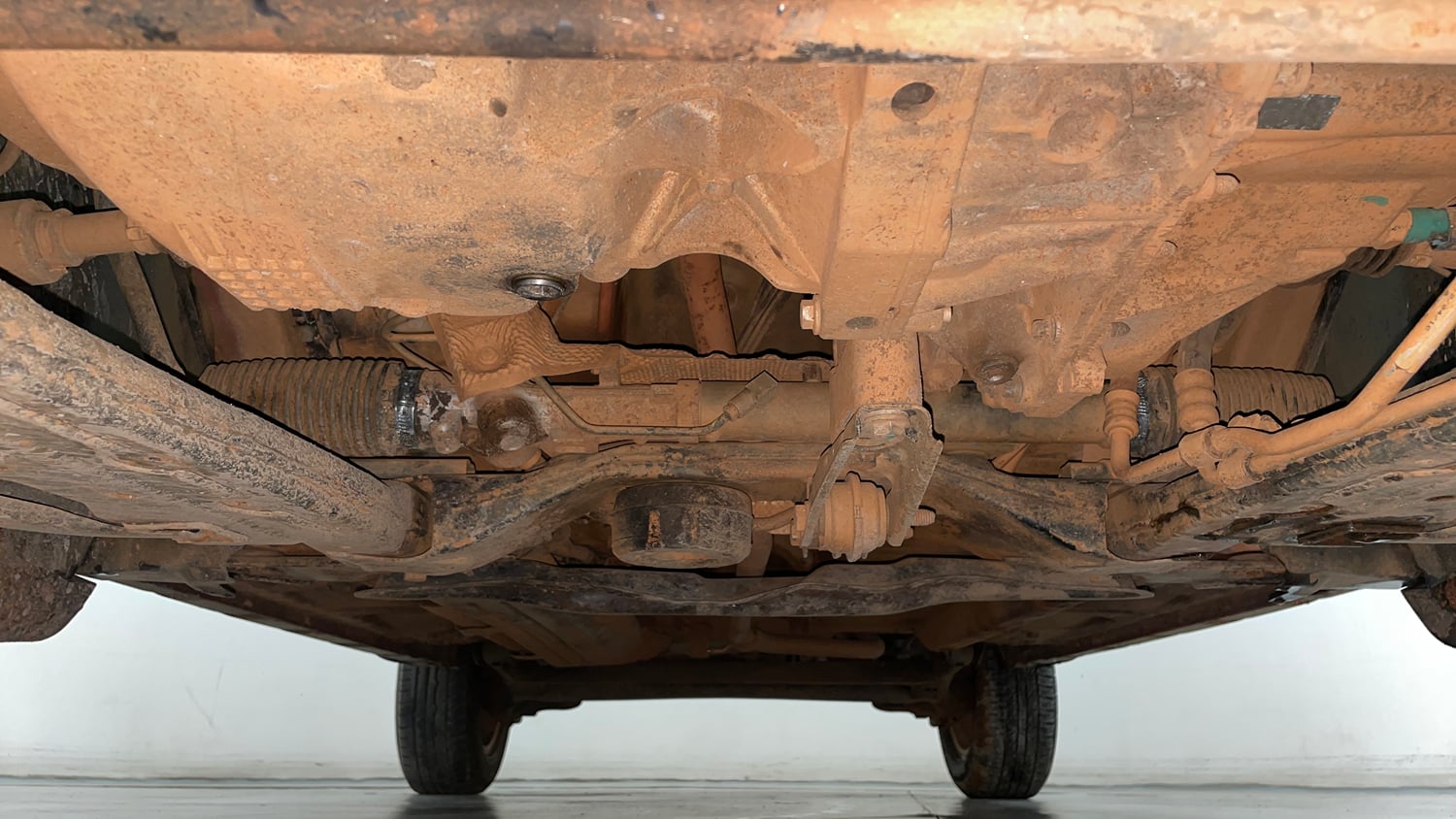 Used 2016 Renault Duster 85 PS RXS 4X2 MT Diesel Diesel Manual extra FRONT LEFT UNDERBODY VIEW