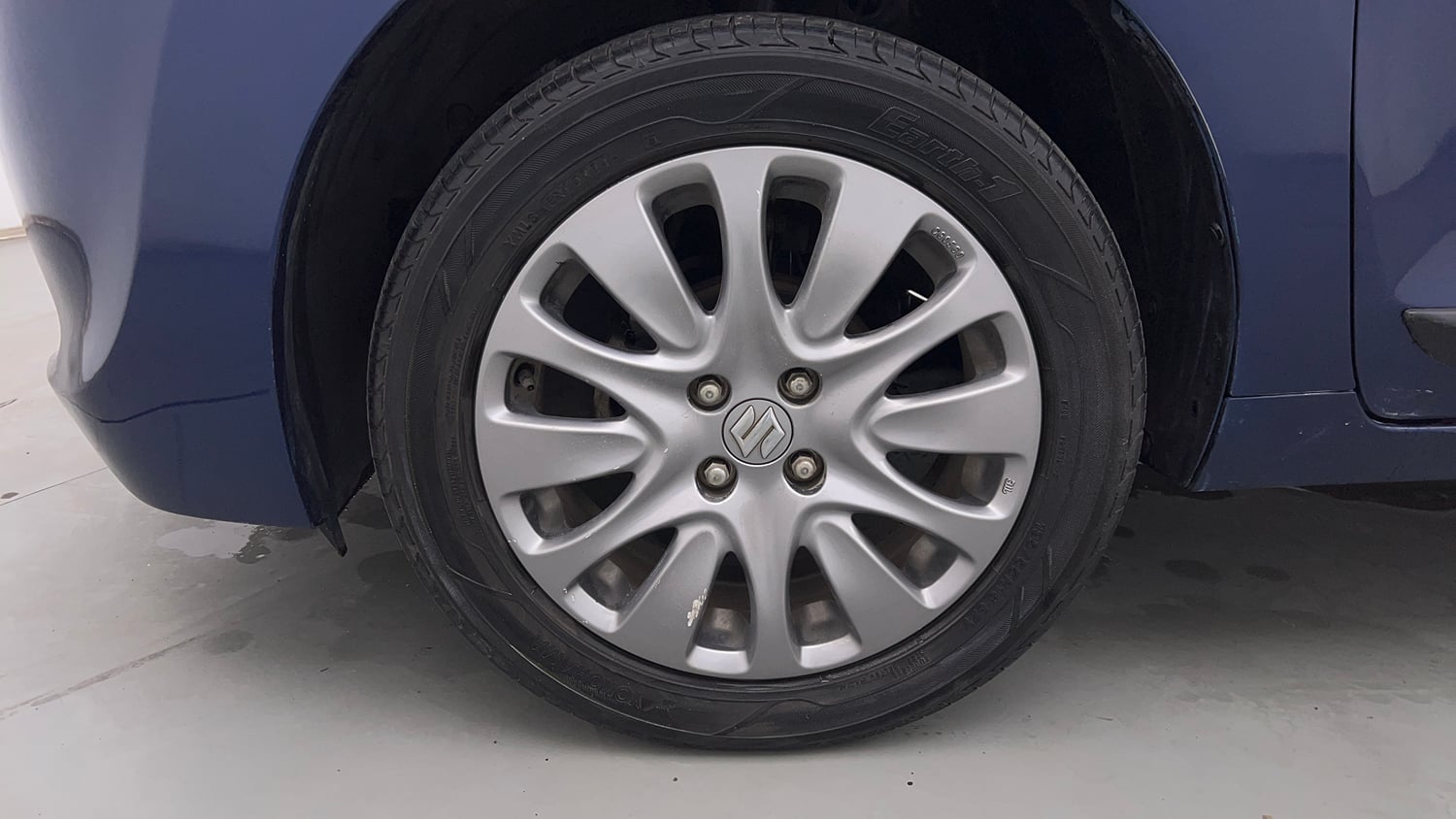 Used 2018 Maruti Suzuki Baleno Zeta 1.3 Diesel Manual tyres LEFT FRONT TYRE RIM VIEW