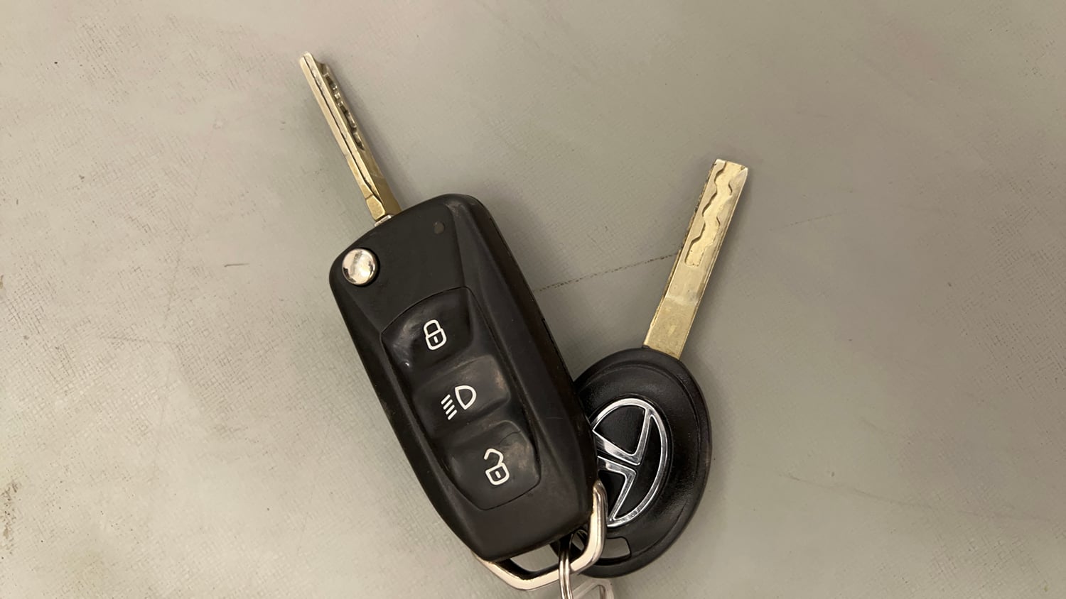 Used 2019 Tata Tiago Revotron XZA Plus Petrol Automatic extra CAR KEY VIEW