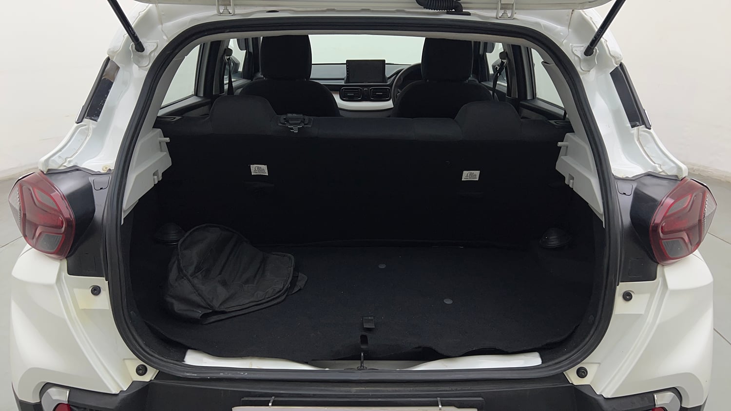 Used 2025 Tata Punch Pure CNG Cng Manual interior DICKY INSIDE VIEW