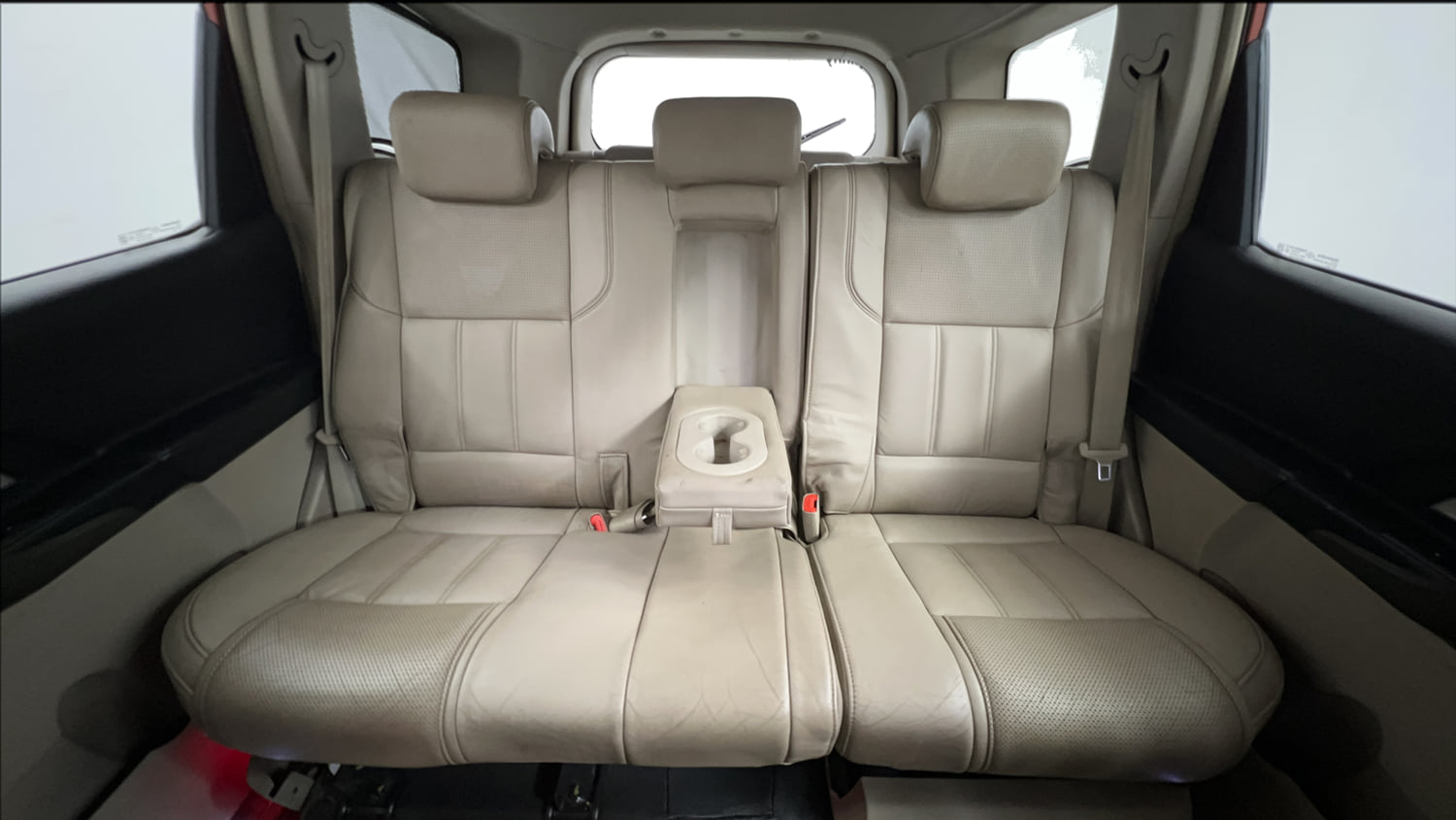 Used 2016 Mahindra XUV500 W10 AT Diesel Automatic interior REAR SEAT CONDITION VIEW