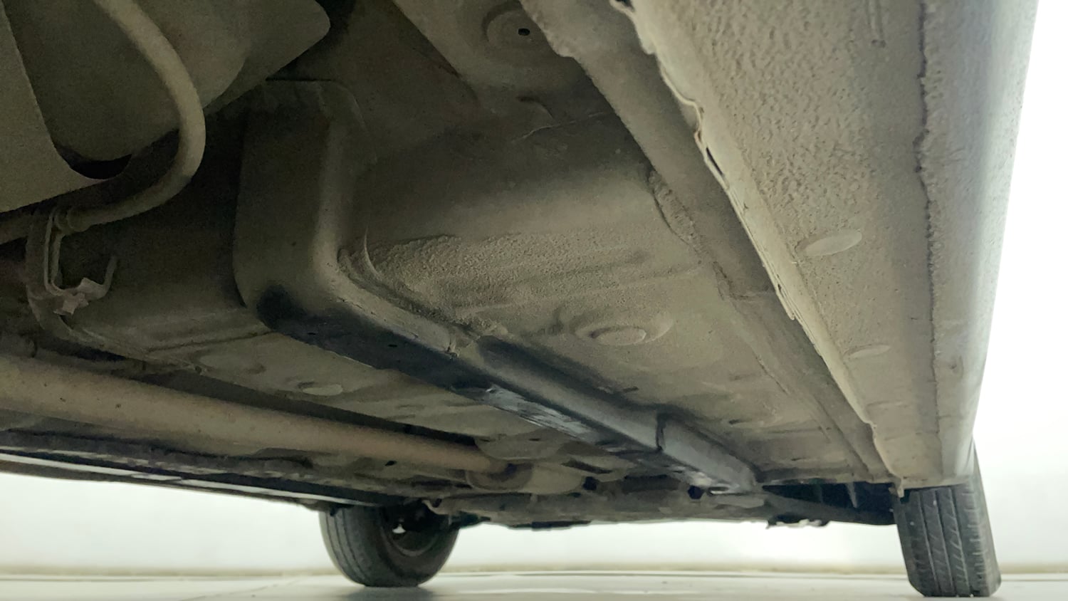 Used 2019 Hyundai Grand i10 Sportz 1.2 Kappa VTVT Petrol Manual extra REAR UNDERBODY VIEW (TAKEN FROM REAR)