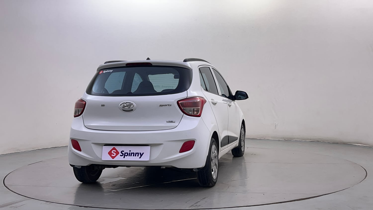 Used 2017 Hyundai Grand i10 Sportz 1.2 Kappa VTVT Petrol Manual exterior RIGHT REAR CORNER VIEW