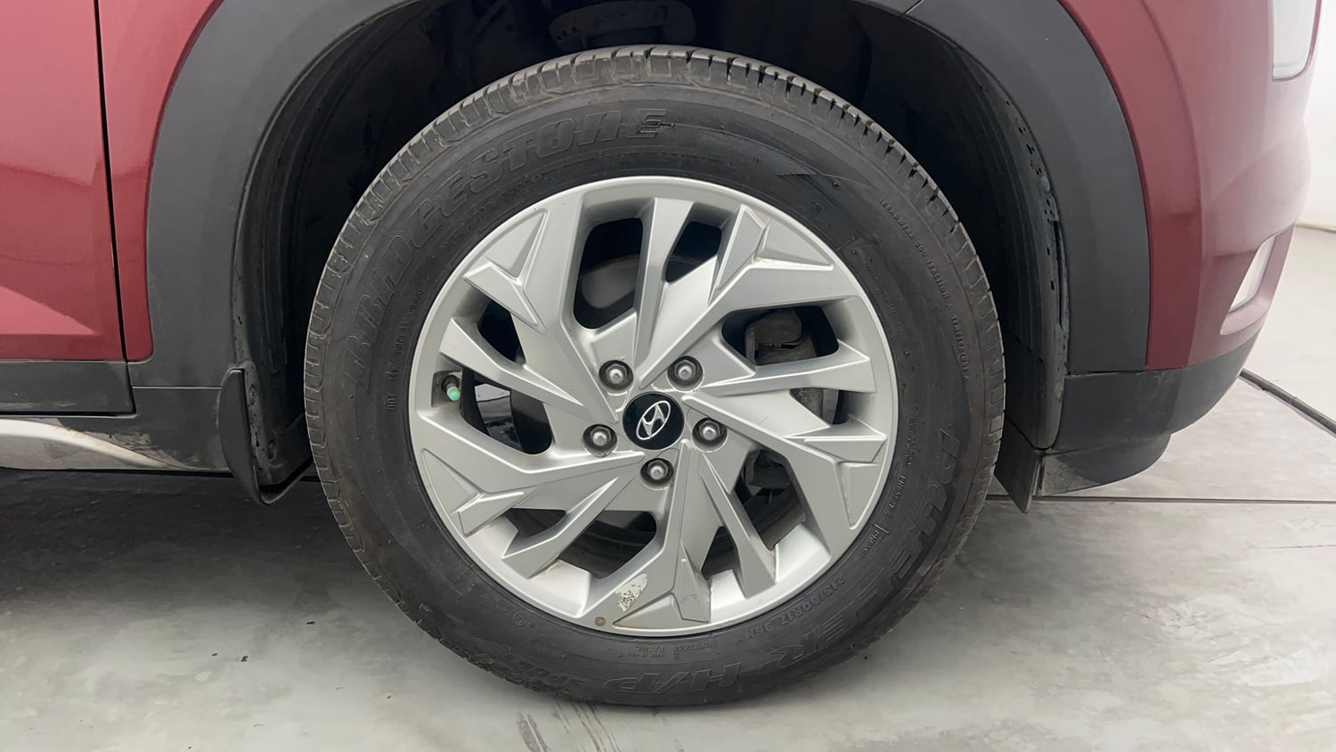 Used 2021 Hyundai Creta SX 1.5 Petrol IVT Petrol Automatic tyres RIGHT FRONT TYRE RIM VIEW