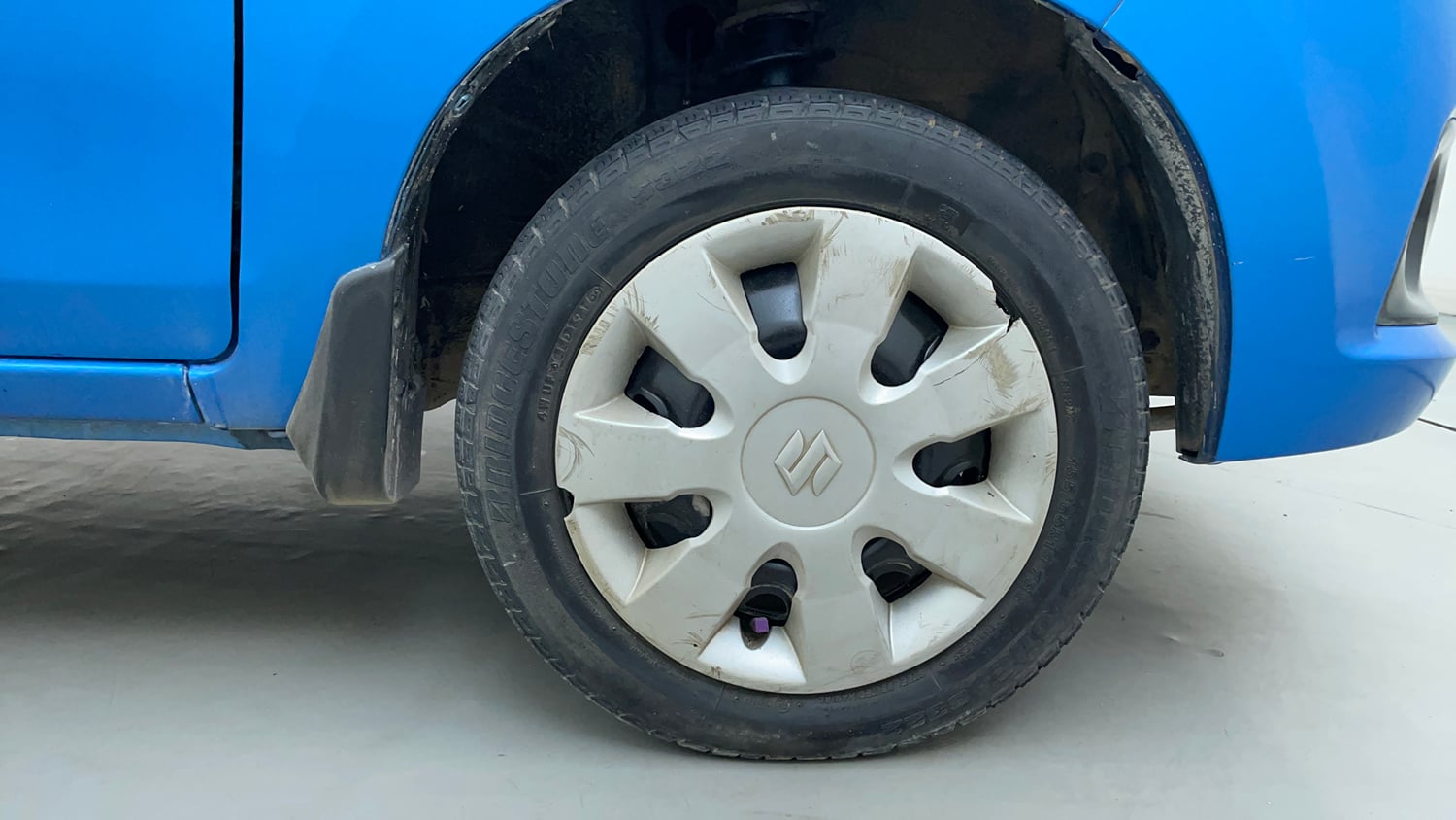 Used 2016 Maruti Suzuki Alto K10 VXi AMT Petrol Automatic tyres RIGHT FRONT TYRE RIM VIEW