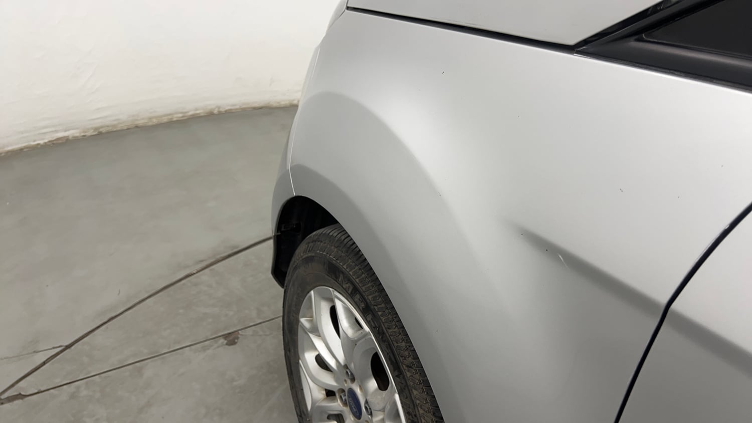 Used 2017 Ford EcoSport Titanium 1.5L Ti-VCT AT Petrol Automatic dents MINOR SCRATCH