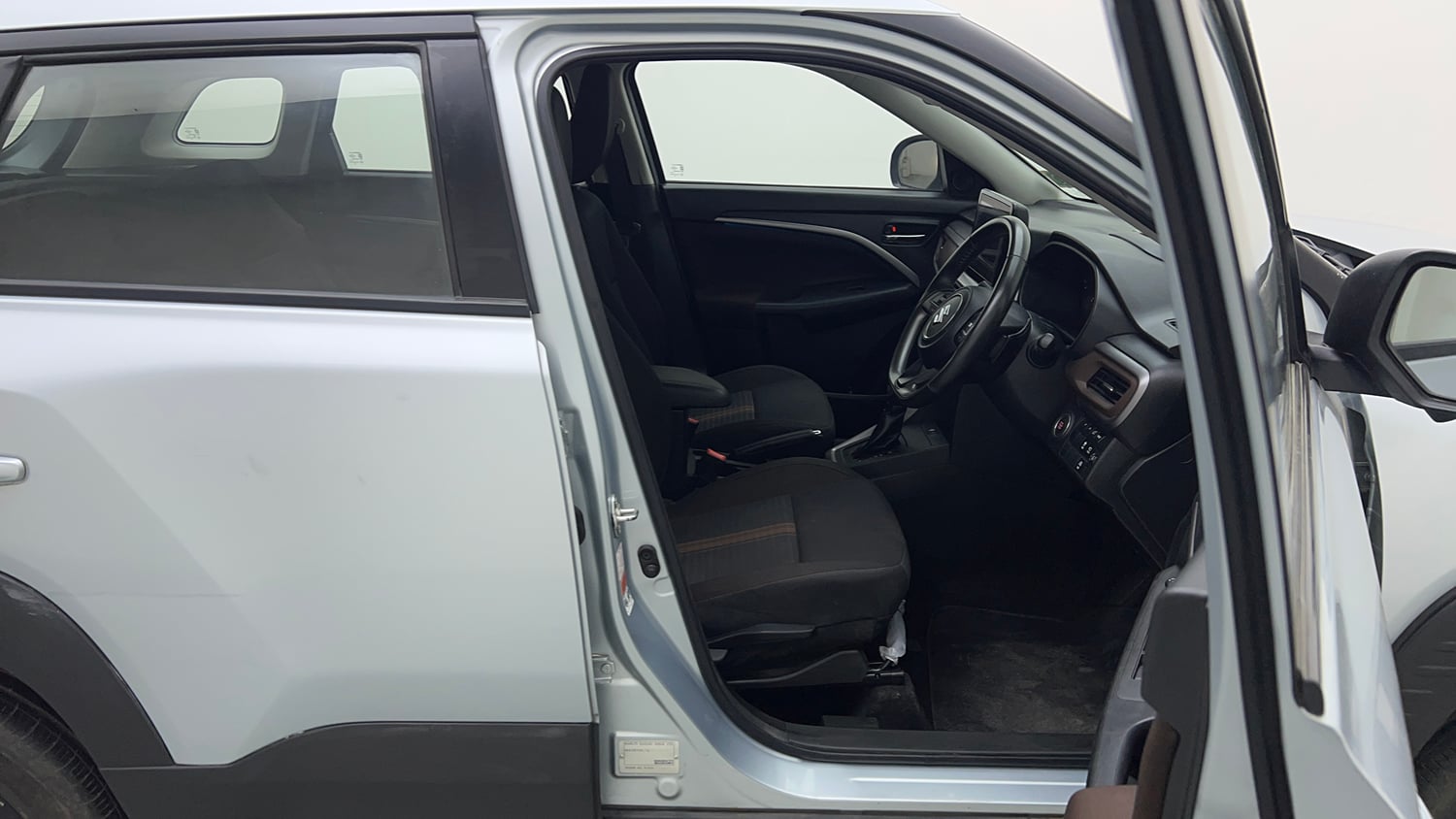 Used 2023 Maruti Suzuki Brezza ZXi Plus AT Petrol Automatic interior RIGHT SIDE FRONT DOOR CABIN VIEW