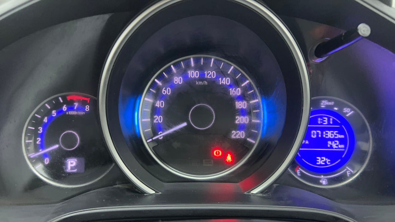 Used 2019 Honda Jazz VX CVT Petrol Petrol Automatic interior CLUSTERMETER VIEW