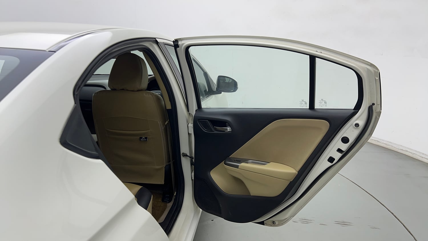 Used 2017 Honda City V Petrol Manual interior RIGHT REAR DOOR OPEN VIEW