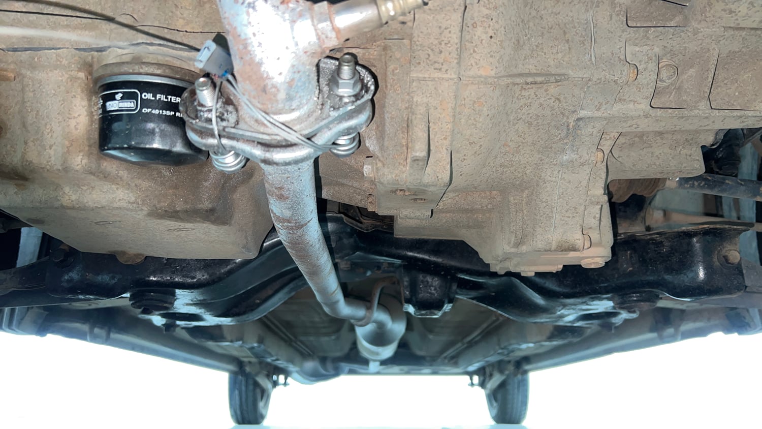Used 2015 Maruti Suzuki Wagon R LXI Petrol Manual extra FRONT LEFT UNDERBODY VIEW