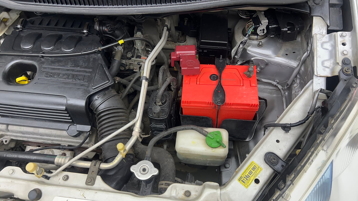 Used 2015 Maruti Suzuki Wagon R LXI Petrol Manual engine ENGINE LEFT SIDE VIEW