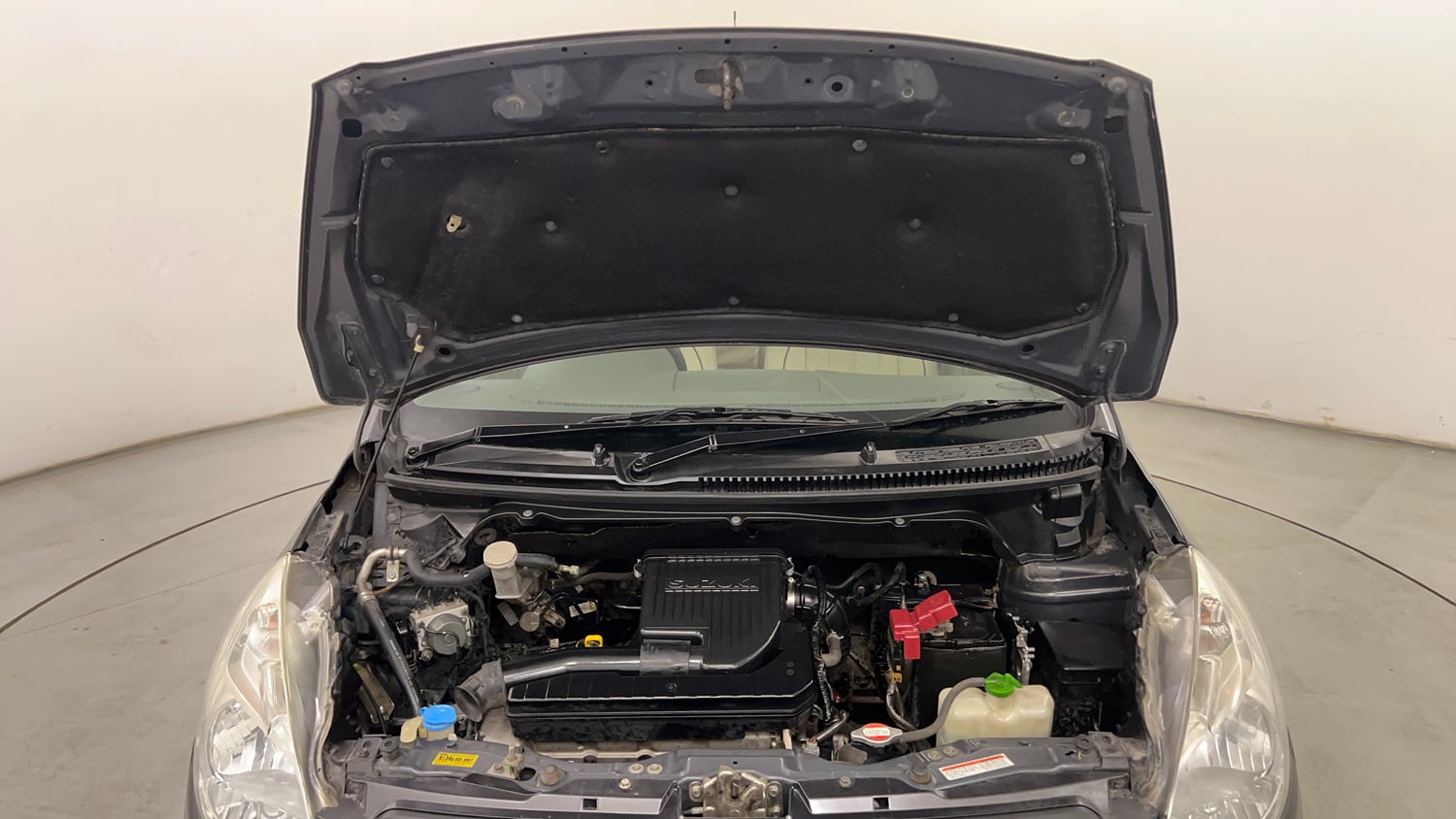 Used 2013 Maruti Suzuki Ertiga Vxi Petrol Manual engine ENGINE & BONNET OPEN FRONT VIEW