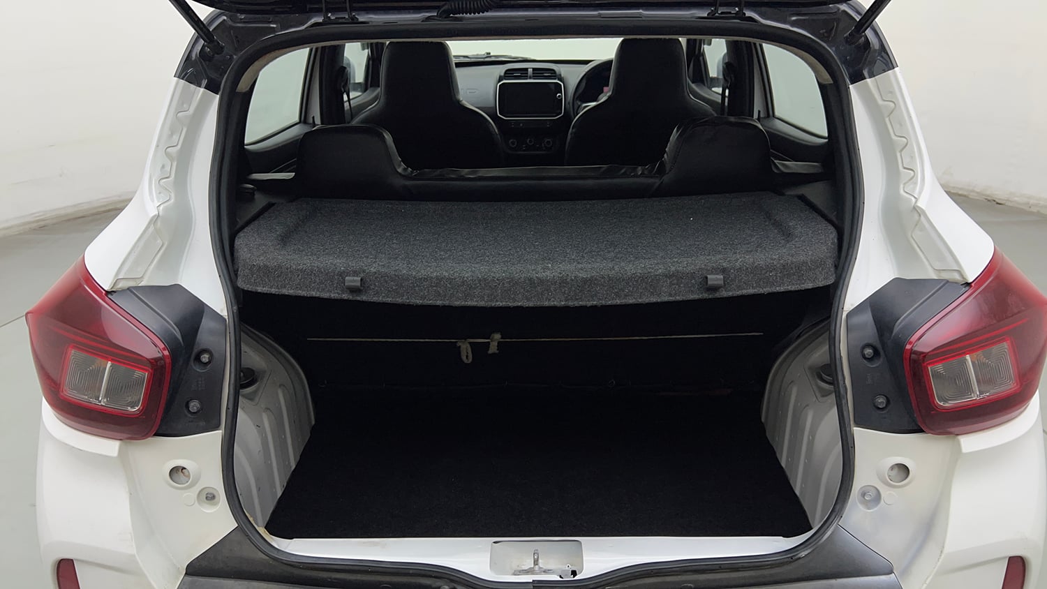 Used 2022 Renault Kwid Climber Dual Tone Petrol Manual interior DICKY INSIDE VIEW