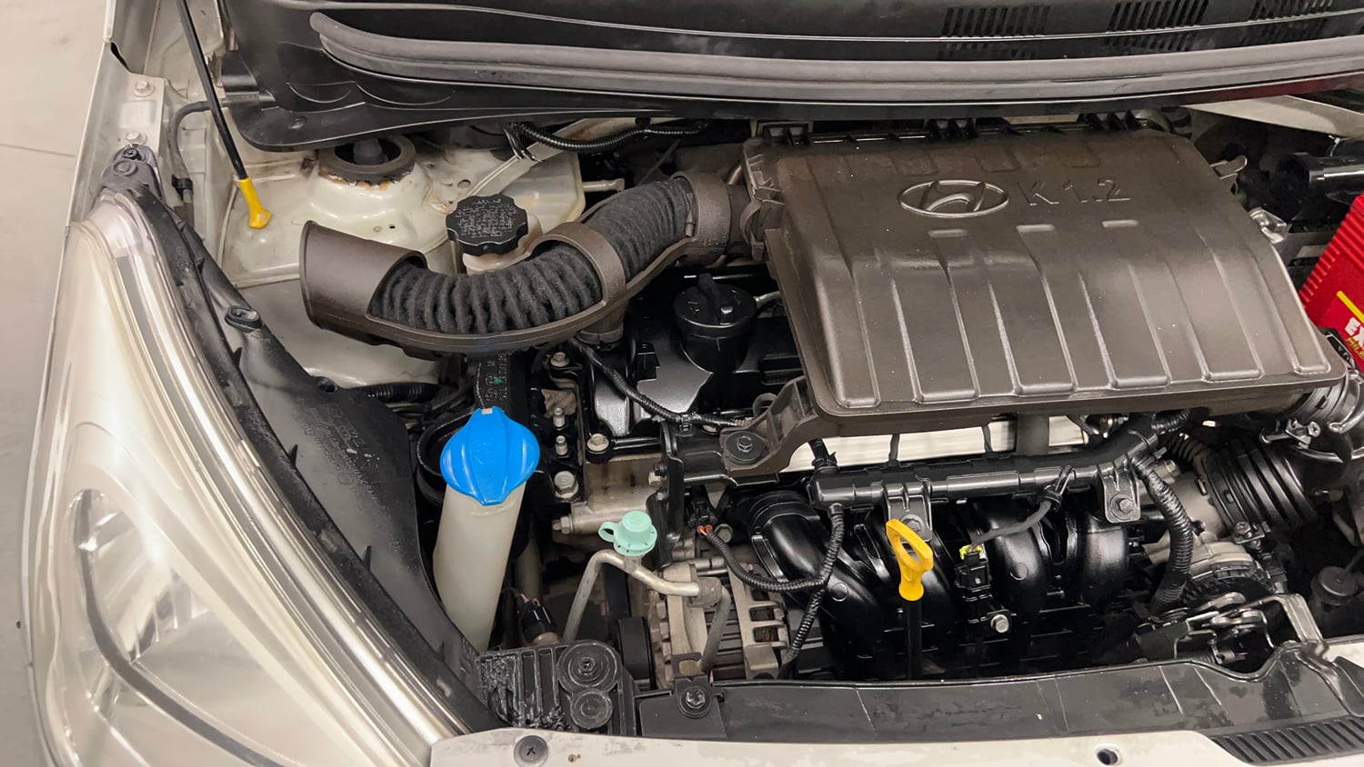 Used 2016 Hyundai Grand i10 Asta AT 1.2 Kappa VTVT Petrol Automatic engine ENGINE RIGHT SIDE VIEW