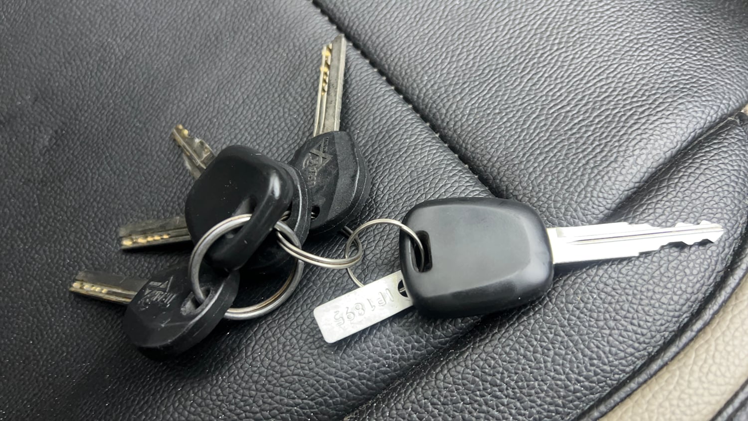 Used 2020 Maruti Suzuki Alto 800 LXi CNG Cng Manual extra CAR KEY VIEW