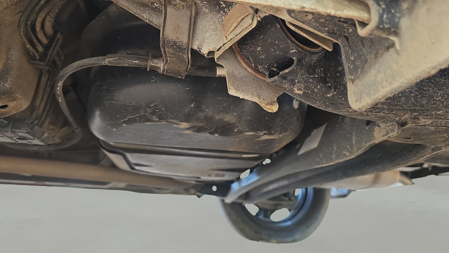 Used 2023 Hyundai Grand i10 Nios Sportz AMT 1.2 Kappa VTVT Petrol Automatic extra REAR UNDERBODY VIEW (TAKEN FROM REAR)