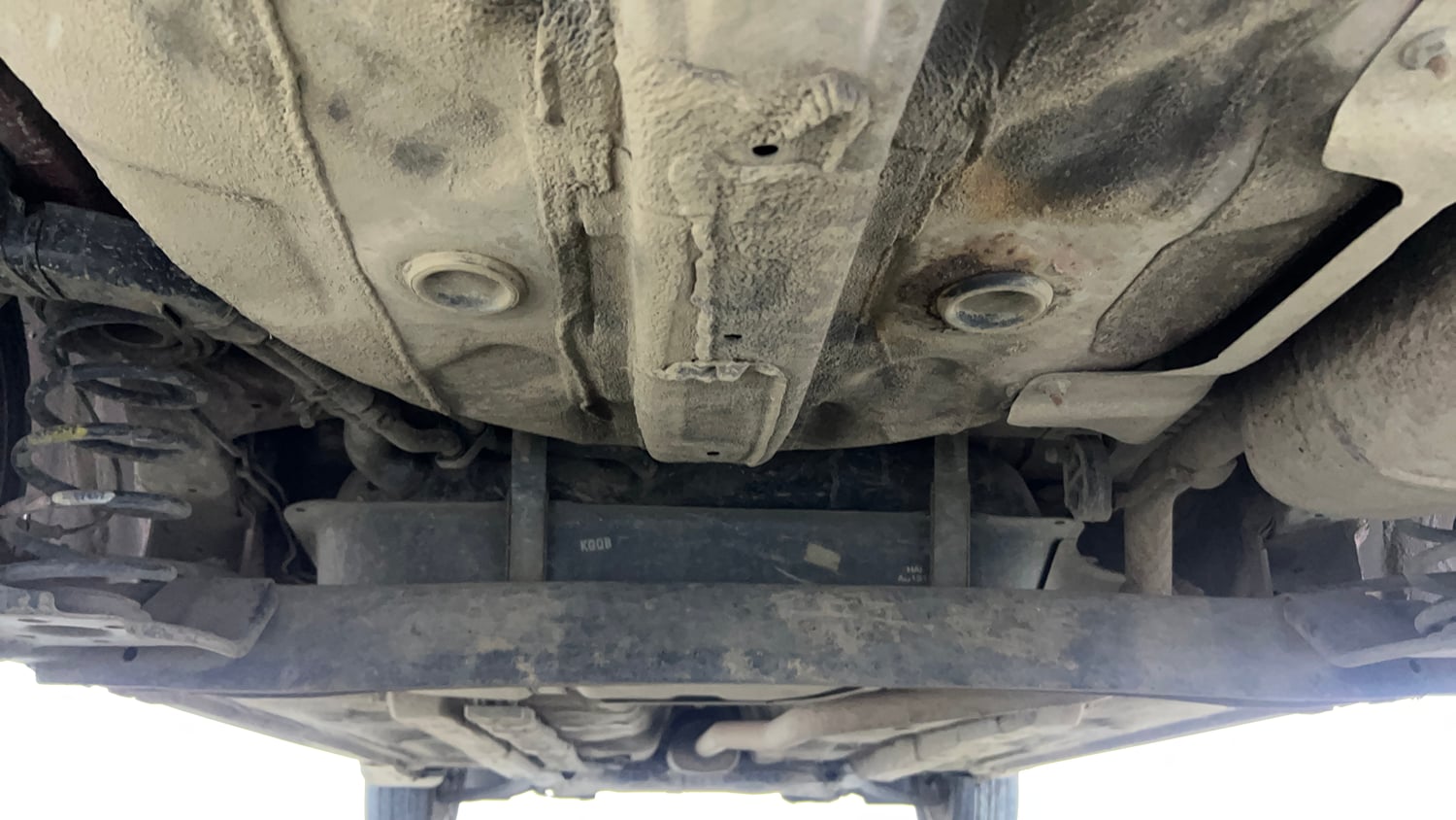 Used 2015 Hyundai Xcent SX 1.2 Petrol Manual extra REAR UNDERBODY VIEW (TAKEN FROM REAR)