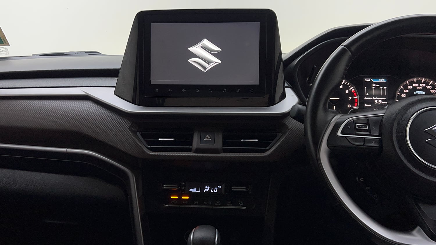 Used 2023 Maruti Suzuki Brezza ZXi Plus AT Petrol Automatic interior MUSIC SYSTEM & AC CONTROL VIEW