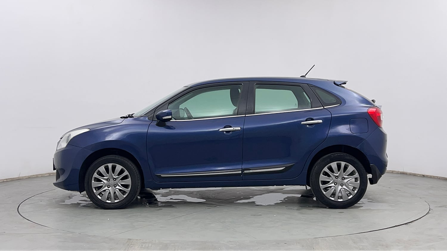 Used 2018 Maruti Suzuki Baleno Zeta 1.3 Diesel Manual exterior LEFT SIDE VIEW