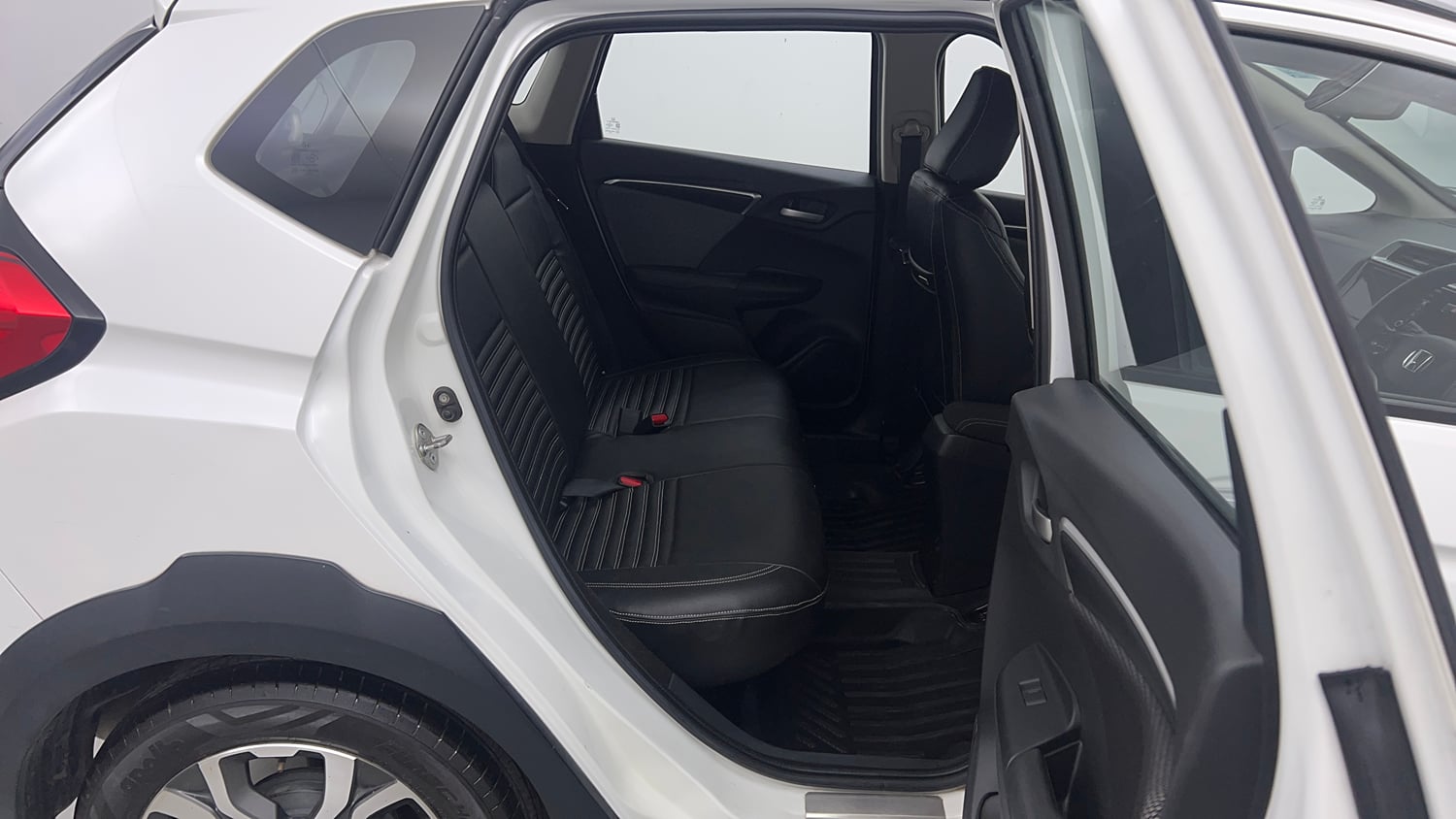 Used 2019 Honda WR-V VX MT Petrol Petrol Manual interior RIGHT SIDE REAR DOOR CABIN VIEW