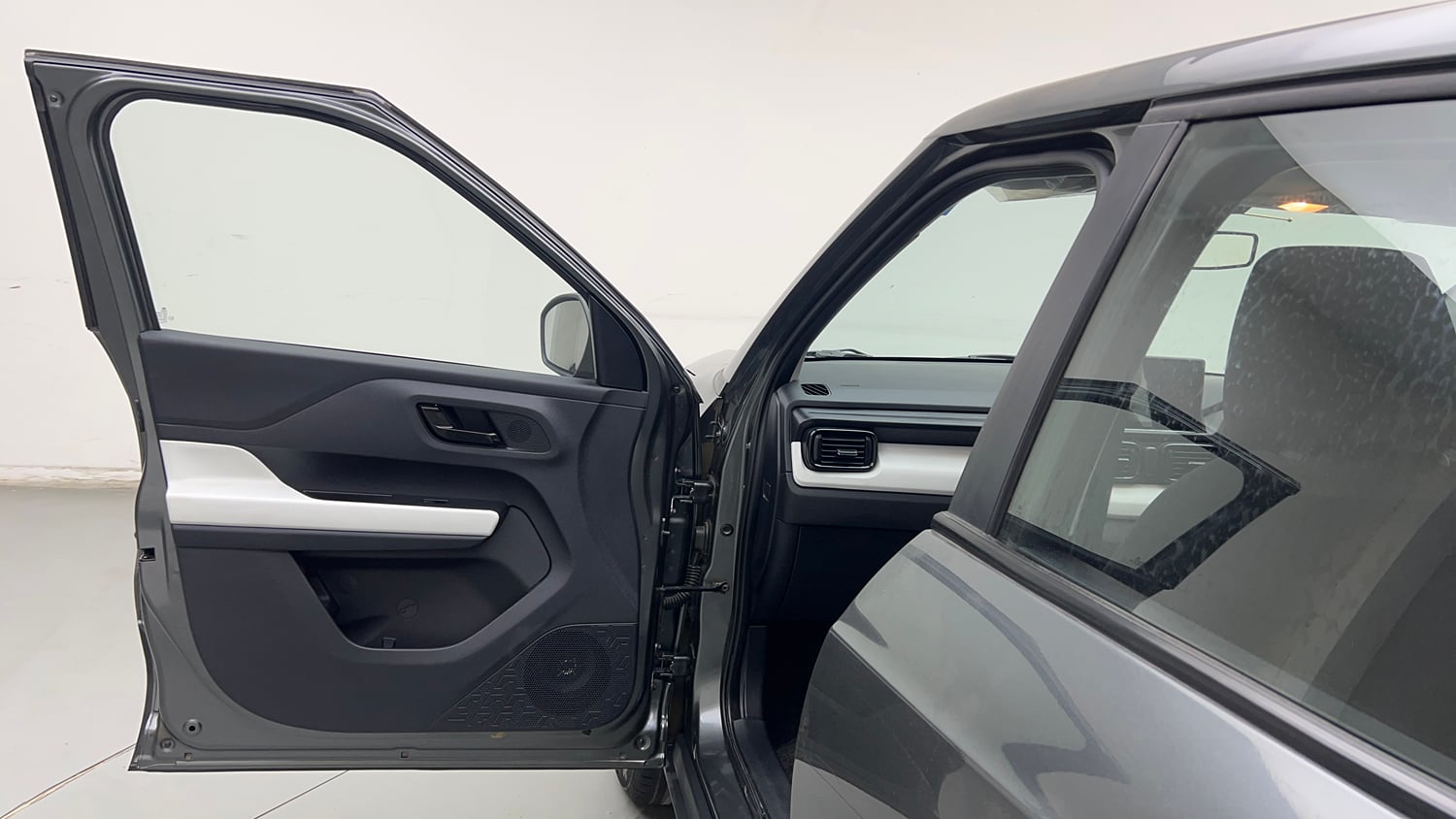Used 2023 Tata Punch Pure MT Petrol Manual interior LEFT FRONT DOOR OPEN VIEW