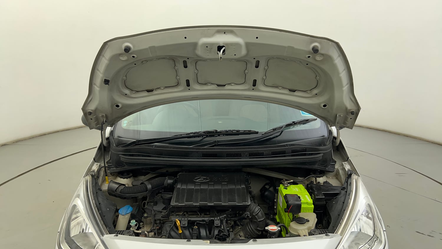 Used 2014 Hyundai Xcent Base 1.2 Petrol Manual engine ENGINE & BONNET OPEN FRONT VIEW